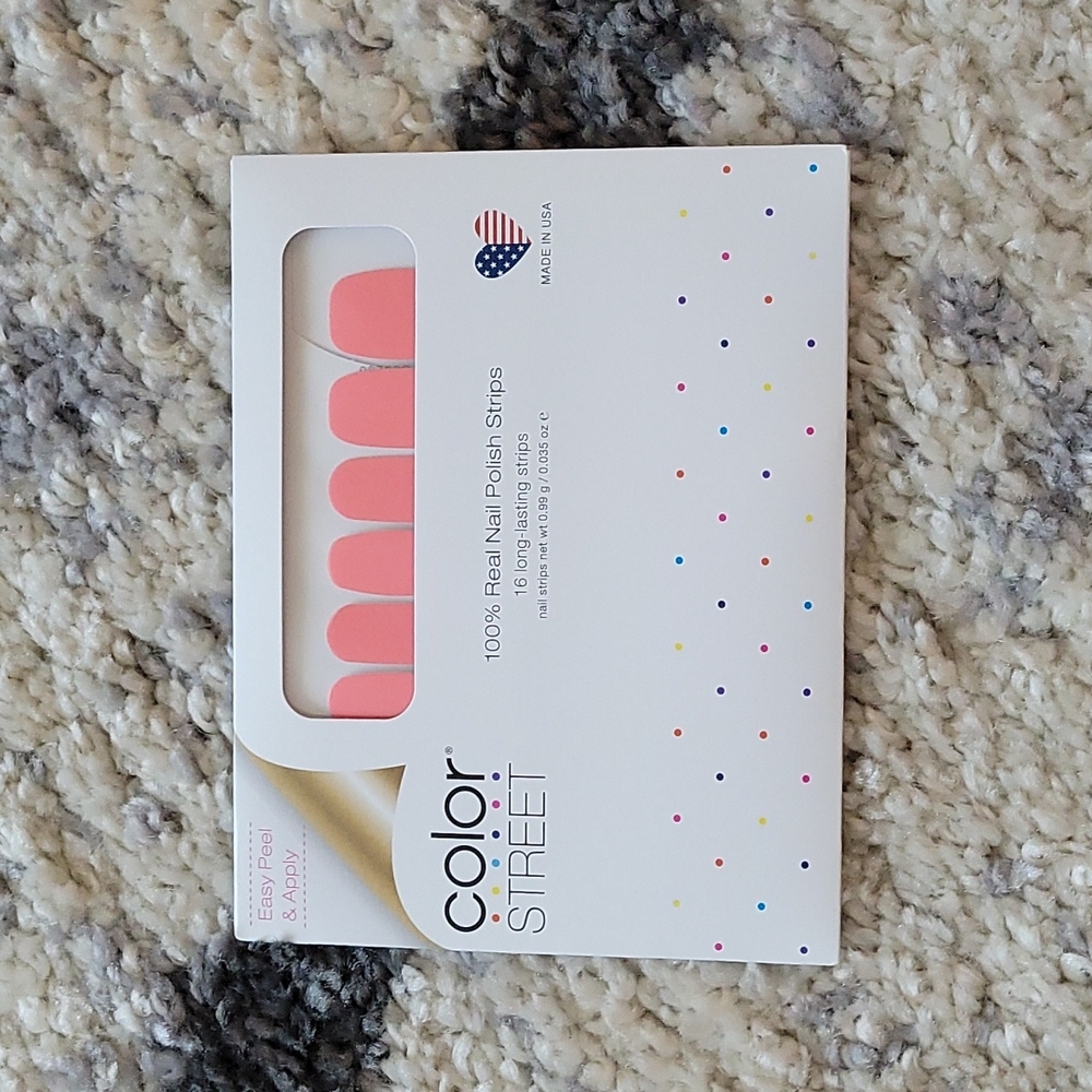 Color street coral nails